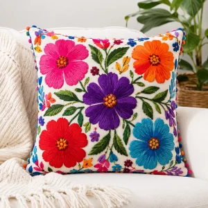 Cojín Bordado Flores de El Salvador